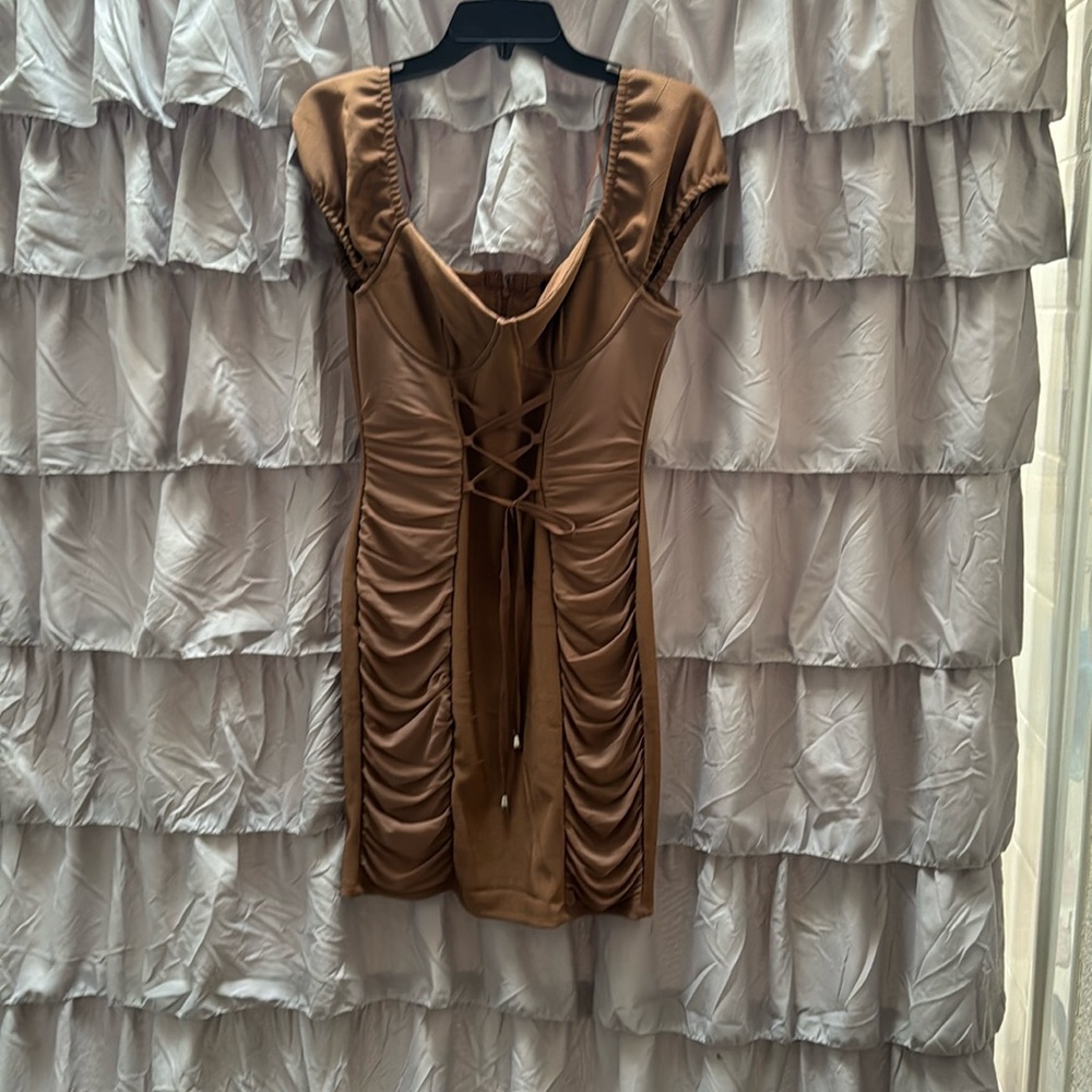 Cute dress never worn like new